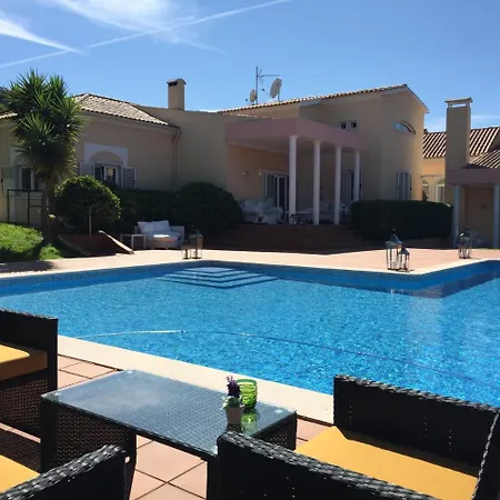 Villa Magnolia Almada